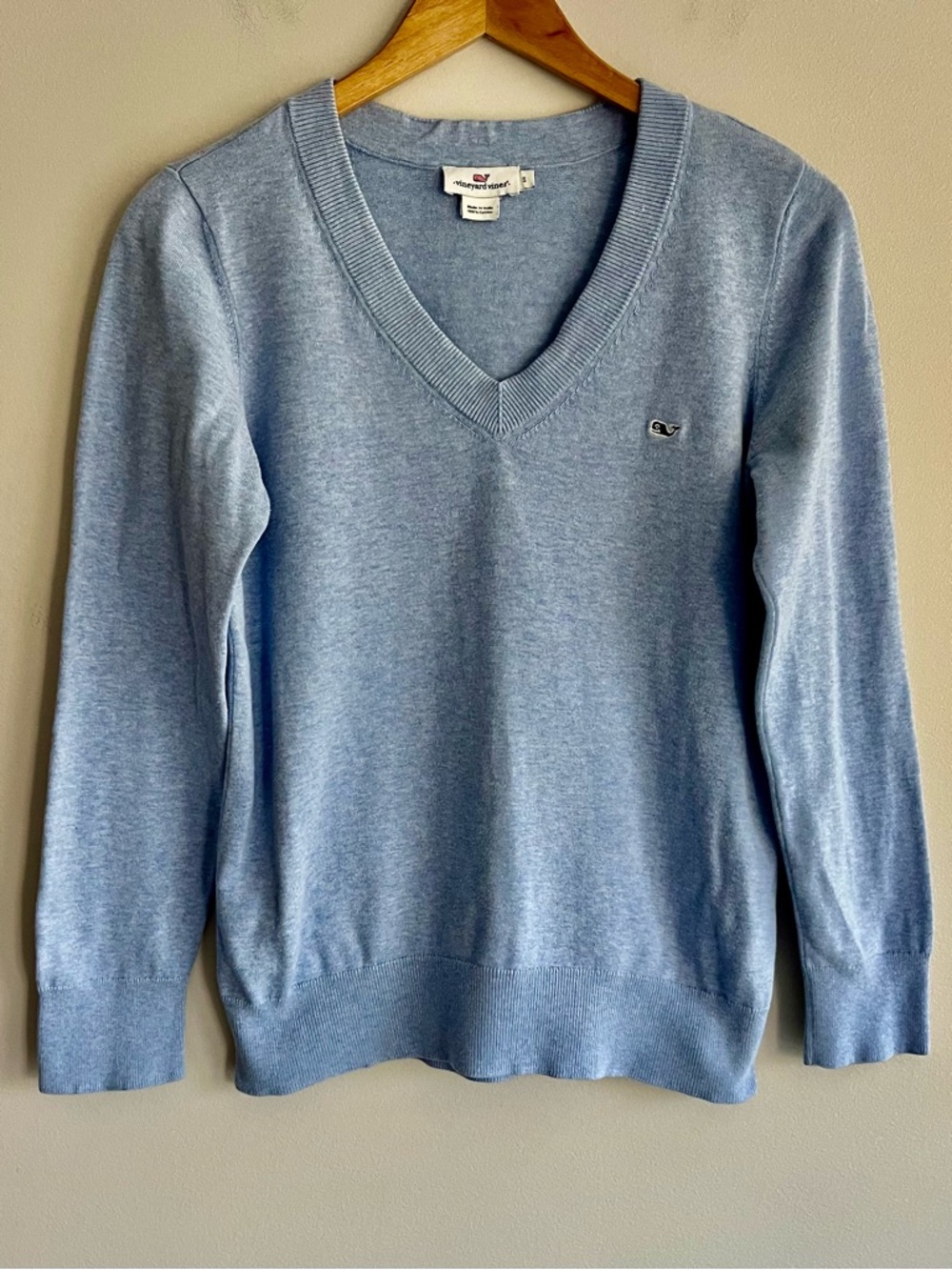 Vineyard Vines Soft Sky Blue V-Neck Sweater Small